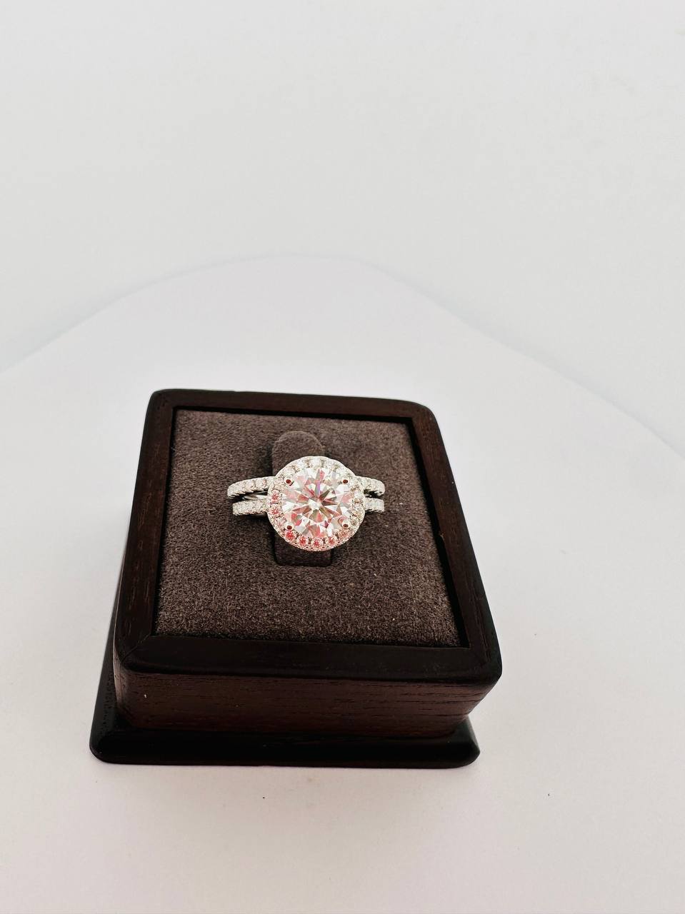 925 Sterling Silver 2ct VVS Moissanite Engagement Ring (1)
