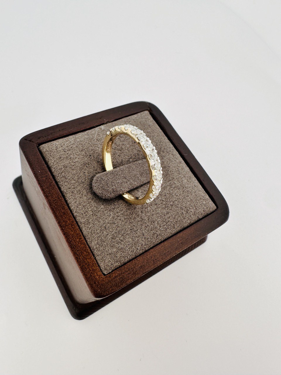 14K 0.5 carat LG Diamond Engagement Band