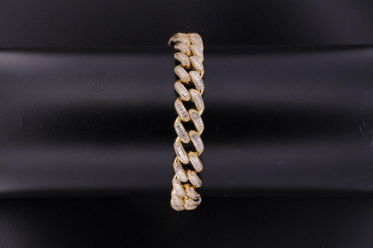 Sterling Silver Miami Cuban Bracelet - 12.5mm, 14.54CT VVS Moissanite