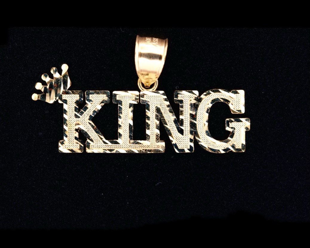 10K Yellow Gold King Pendant