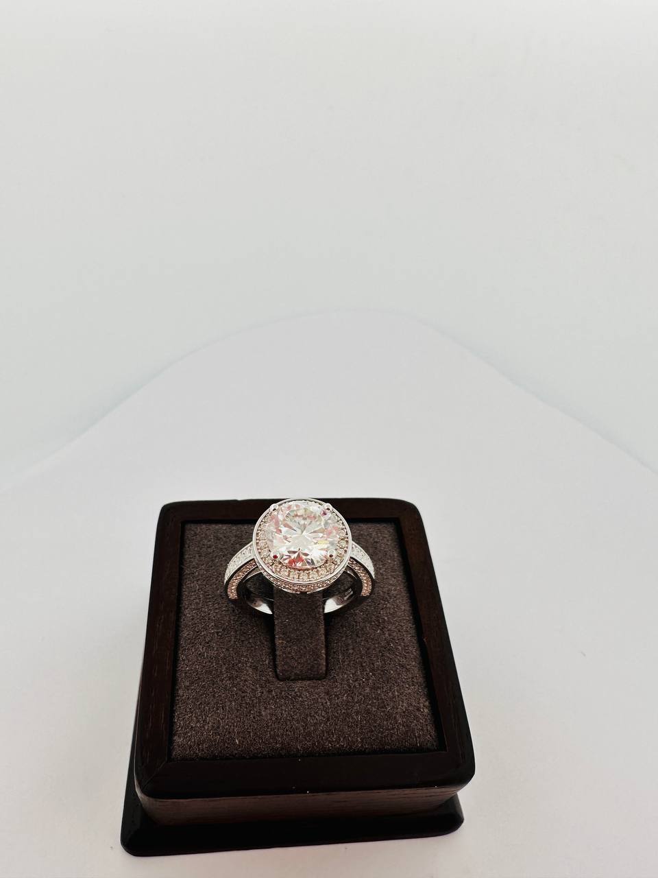 925 Sterling Silver 4ct VVS Moissanite Engagement Ring