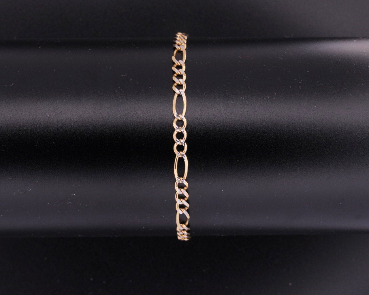 14K Yellow Gold Diamond Cut Figaro Bracelet - 4.5MM