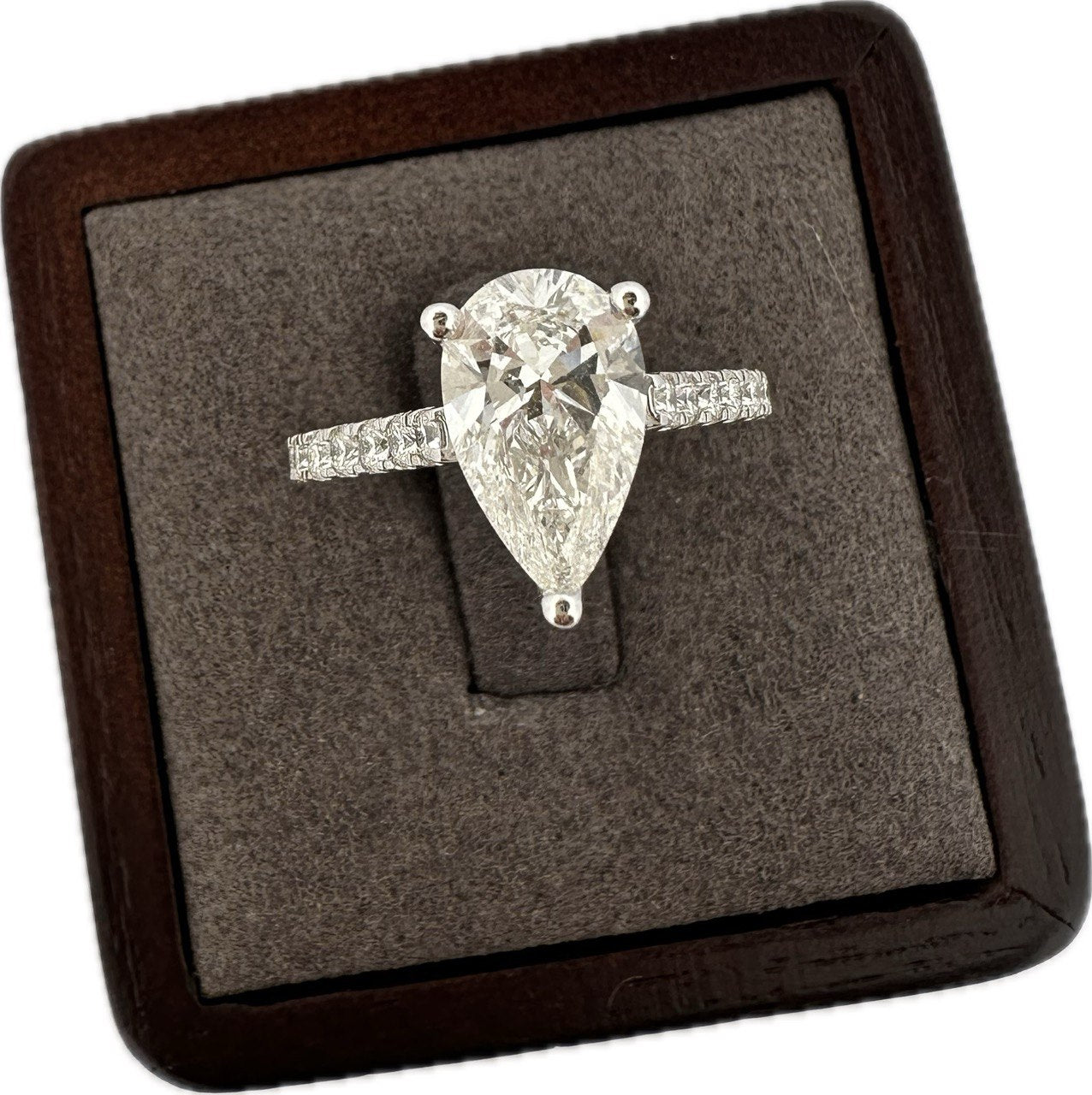 14K 2carat Pear Shape LG Diamond Engagement Ring