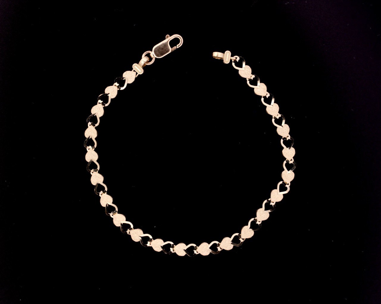 10K Heart Bracelet 4.3MM