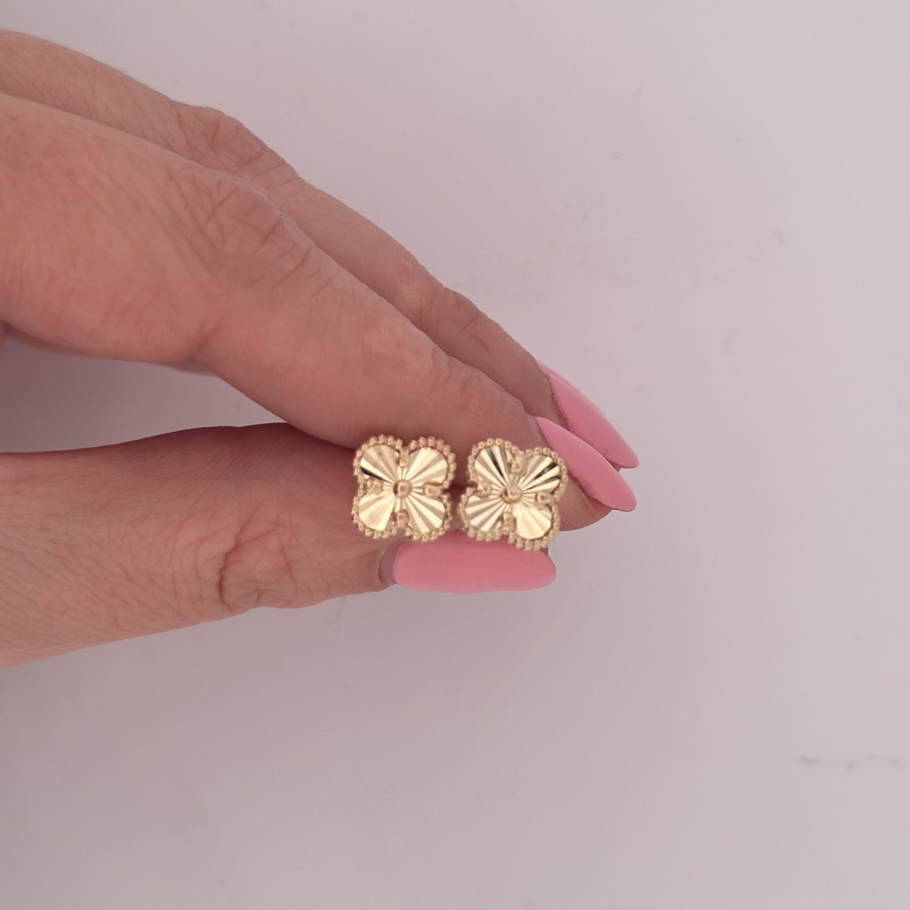14K Gold Flower Stud Earrings