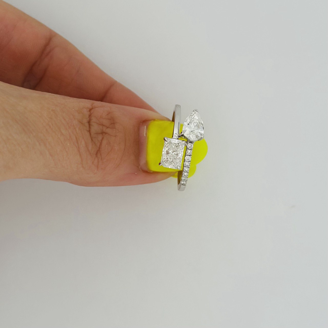 14K Gold Designer Diamond Ring - 1.52ctw