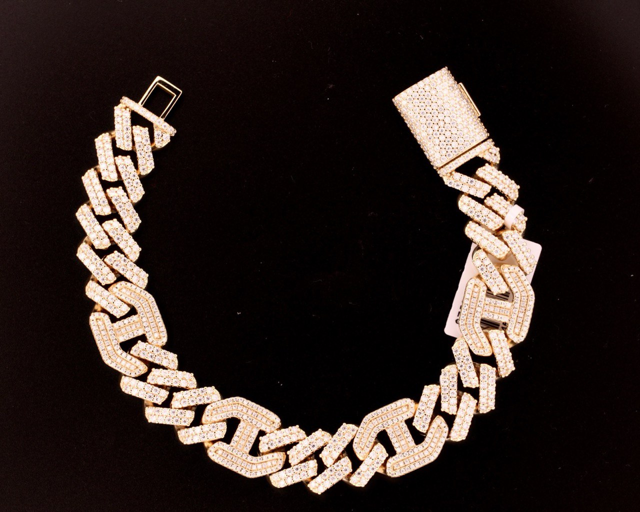 Sterling Silver Cuban Bracelet - 12.14CT VVS-D Moissanite, 8.5MM