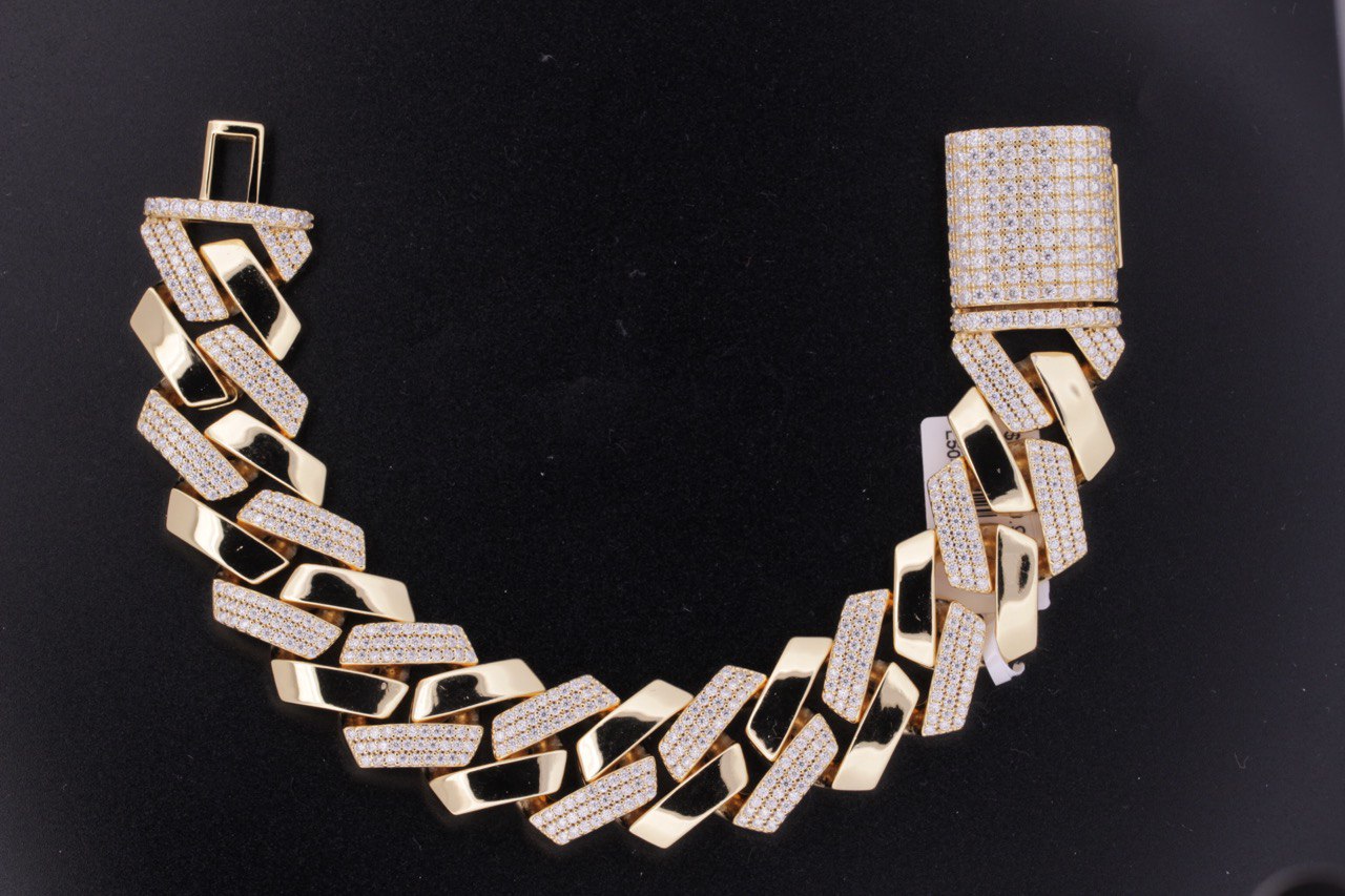 Sterling Silver Solid Miami Cuban Bracelet - 22mm, 10.9CT VVS Moissanite,