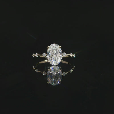 2 CT Oval with Diamond Station Band Detailed Video