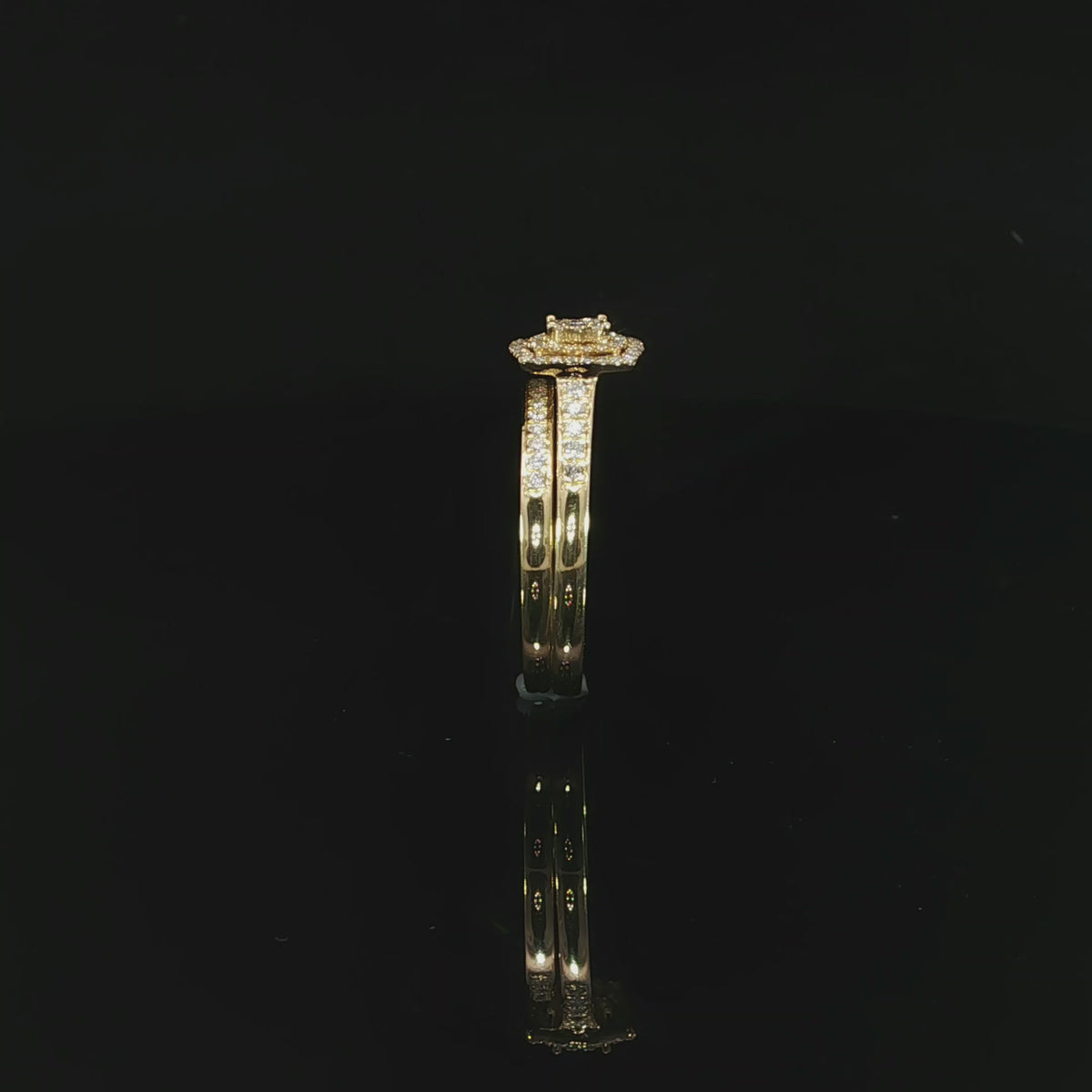 A 10K yellow gold diamond wedding set vertical 