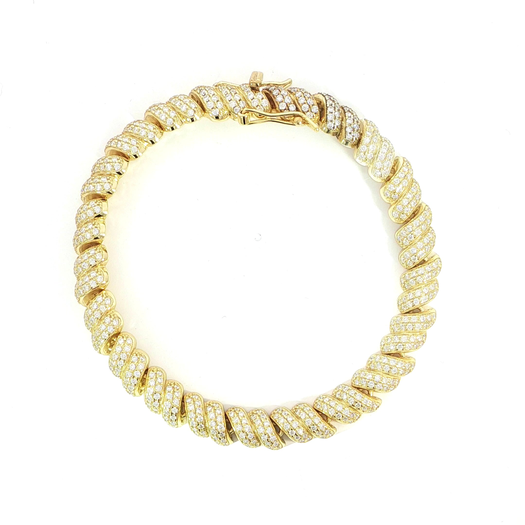 Video of gold plated sterling silver VVS moissanite bracelet with pavé twist design