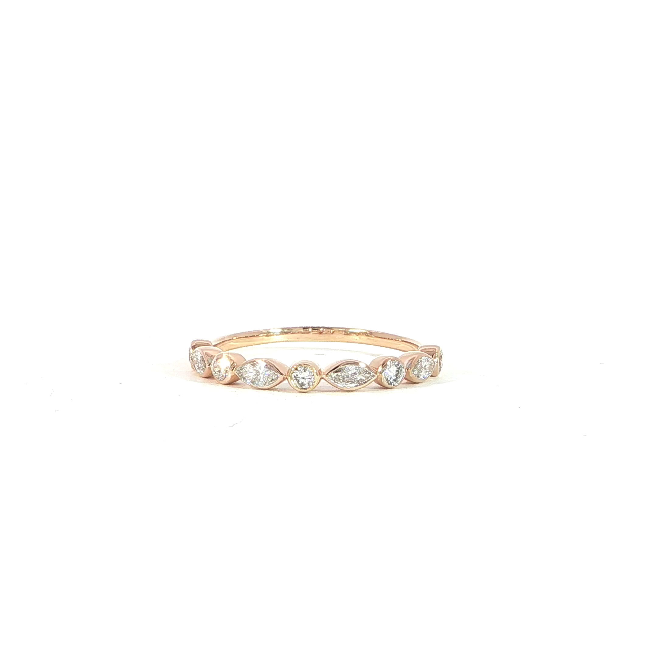 Video of 0.41 CTW marquise and round diamond band in rose gold