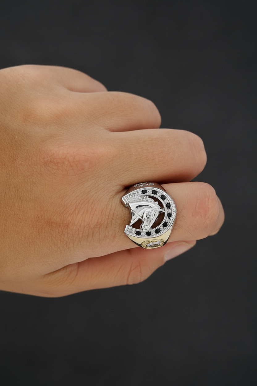 Horse head horseshoe ring with two-tone finish